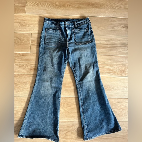 Express Flexx Mid Rise 70’s Flare Jeans - Picture 2 of 4